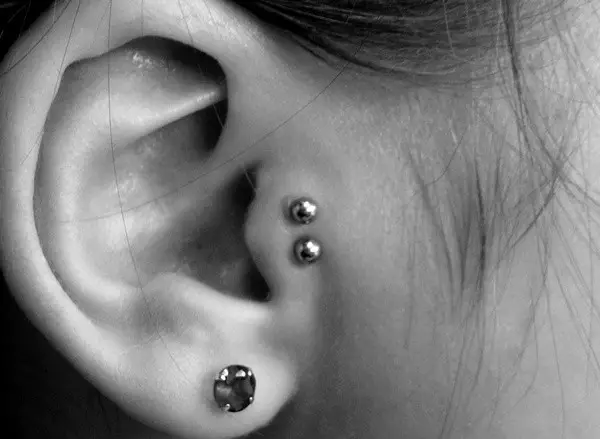 Tragus Piercing – Process, Pain, Infection, Cost And Healing Time