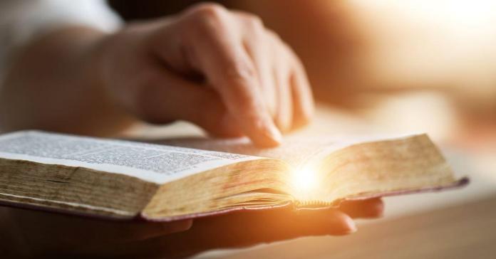 25 versículos bíblicos motivadores sobre las promesas que tenemos que esperar