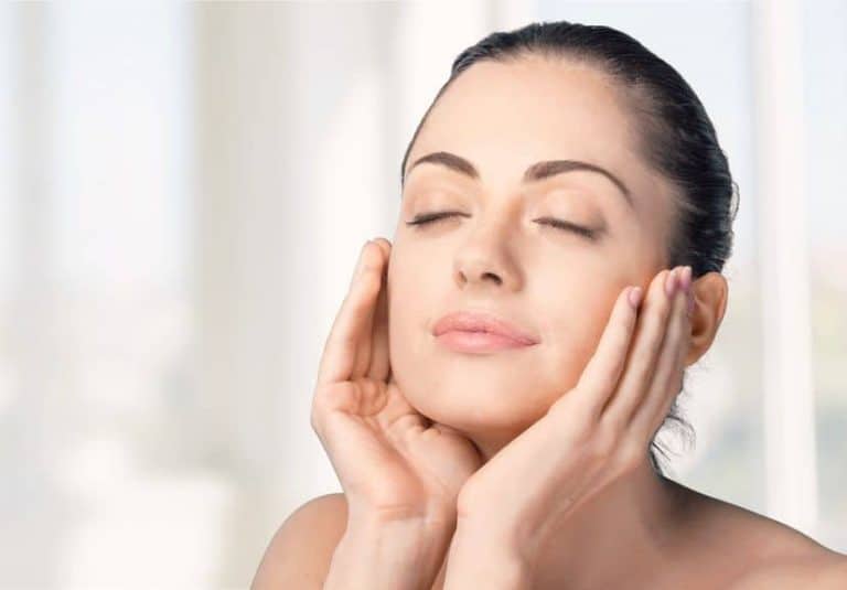 5 Best Skin Tightening Cream For Face And Neck