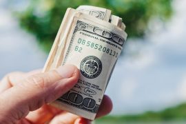 WHAT DOES IT MEAN WHEN YOU DREAM ABOUT FINDING MONEY