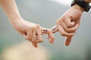 Which zodiac sign suits Sagittarius