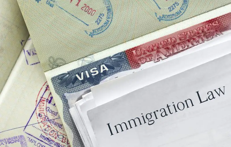 Como llenar un money order para inmigracion?