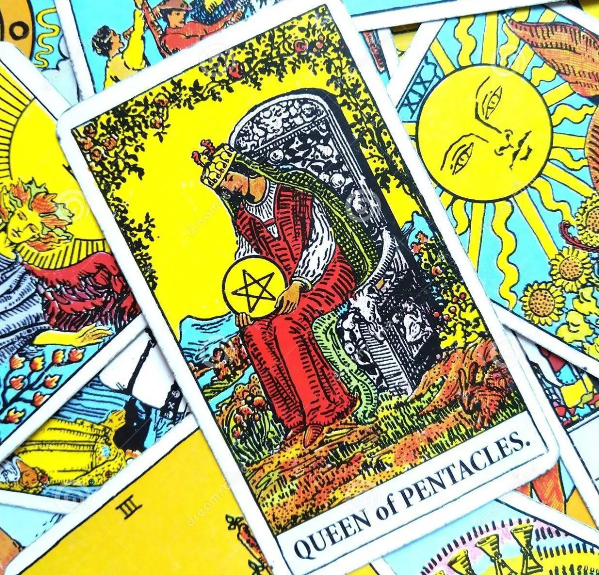 Tarot Card Meanings: Queen Of Pentacles