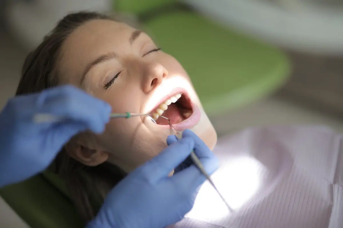 Cuanto cuesta un relleno dental en Estados Unidos?