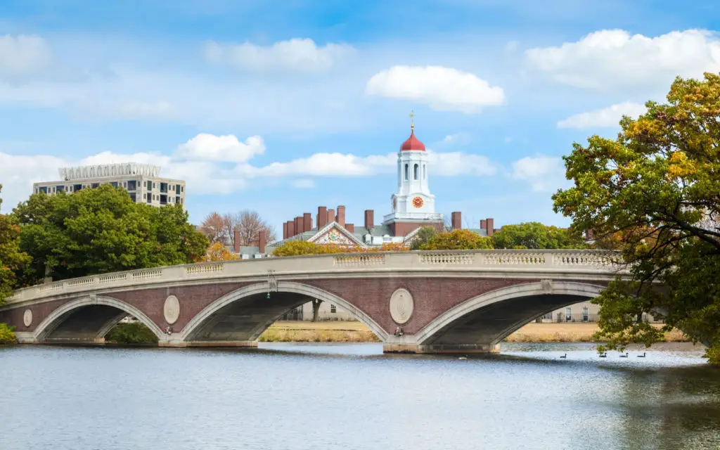 Universidad de Harvard