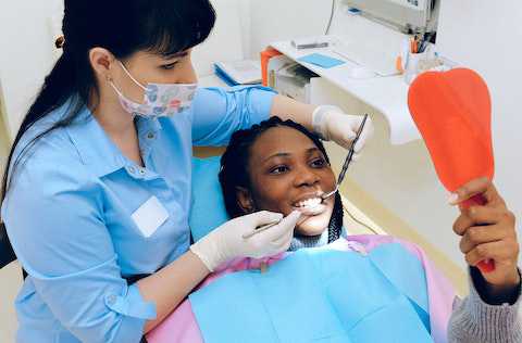 Higienista Dental en Estados Unidos: Estudios, Sueldo y Ofertas de Trabajo